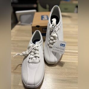 Keds U-Bal Leather Oxford White Sneakers – Women’s 8 – New w/ Box